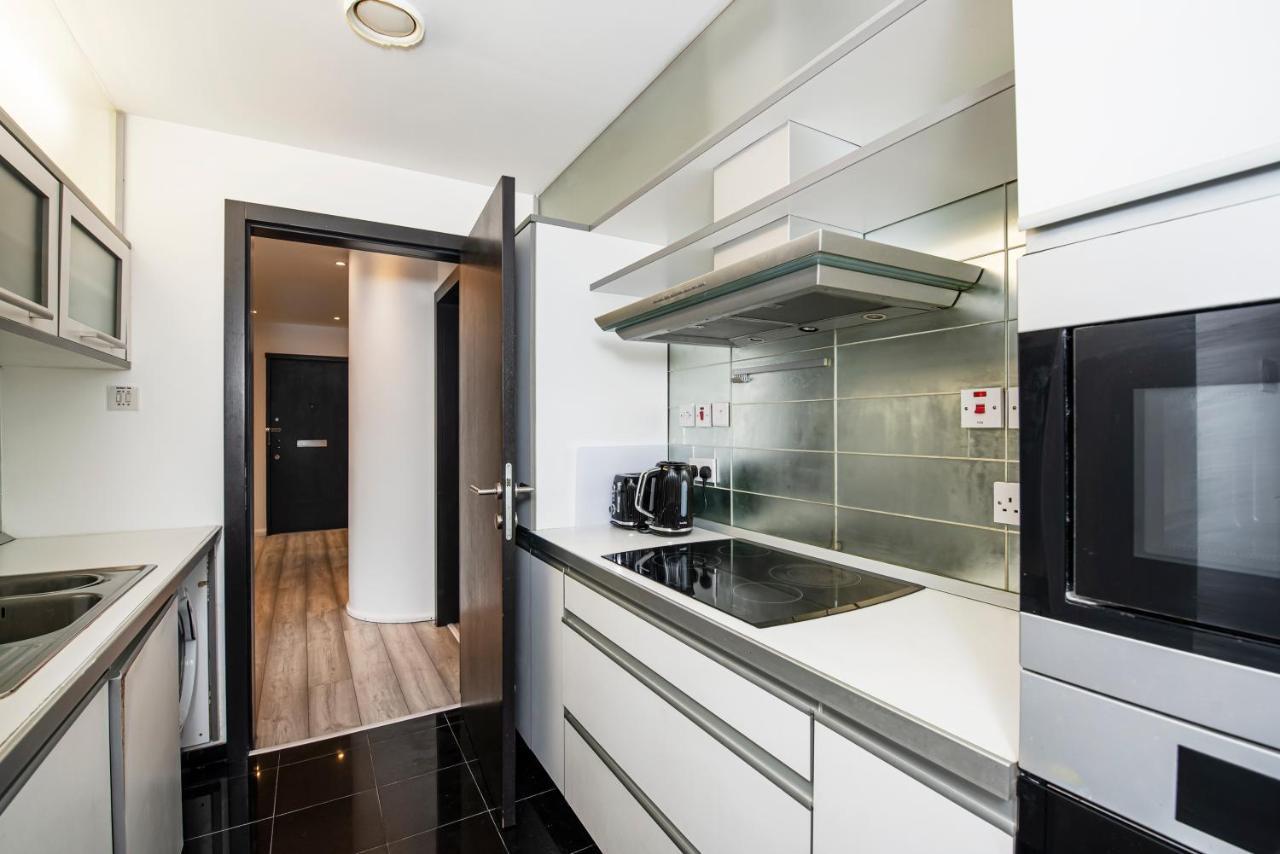 Large And Central 2 Bed London Exteriör bild
