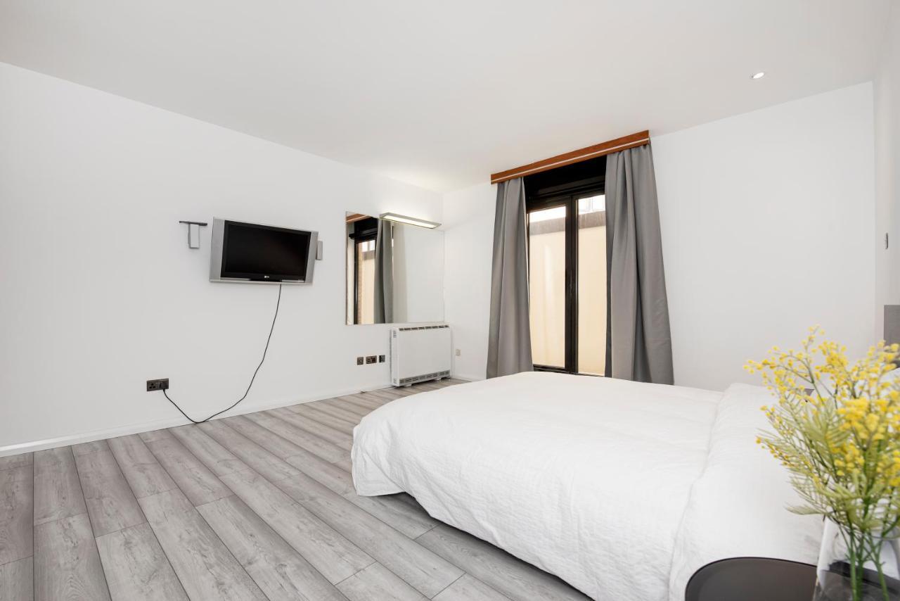 Large And Central 2 Bed London Exteriör bild
